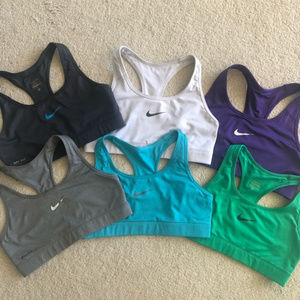 NIKE **Pick 2** Classic Swoosh Sports Bras Medium